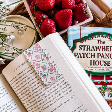 Cottagecore Books and Coffee Magnetic Bookmark-Stickers-Painted Lavender
