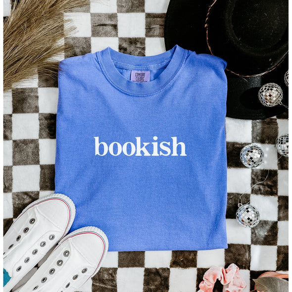 Bookish Minimal Tshirt-Painted Lavender