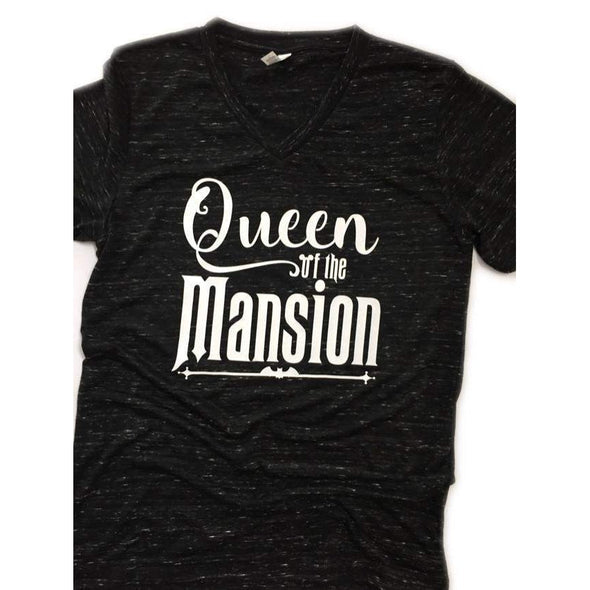 Queen of the Mansion Vneck Tee--Painted Lavender