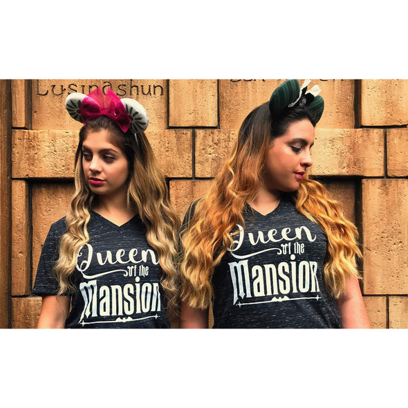 Queen of the Mansion Vneck Tee--Painted Lavender